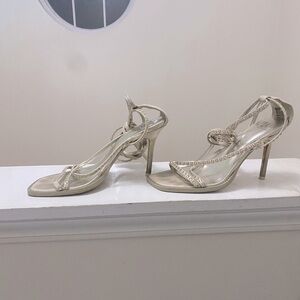 Jennifer Lopez Gold Heels with square open Toe